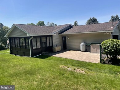 302 Pine St, Ashland, PA 17921 - photo 3