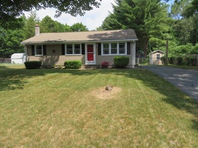9 Plain St, Easthampton, MA 01027 - photo 2