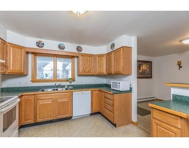 64 Minott St, Gardner, MA 01440 - photo 4