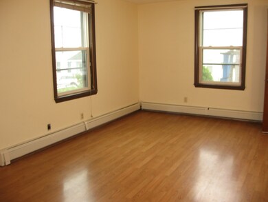 131 Charles St unit 1, Waltham, MA 02453 - photo 5