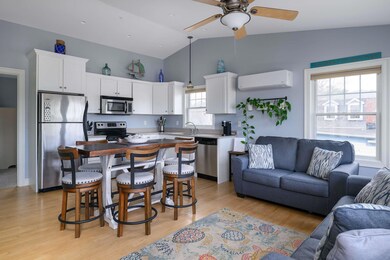 8 Oceanside Ave unit 4, York, ME 03909 - photo 5