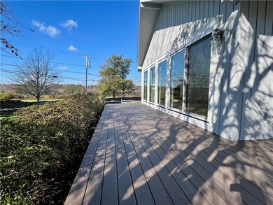 516 3rd Beach Rd, Middletown, RI 02842 - photo 4