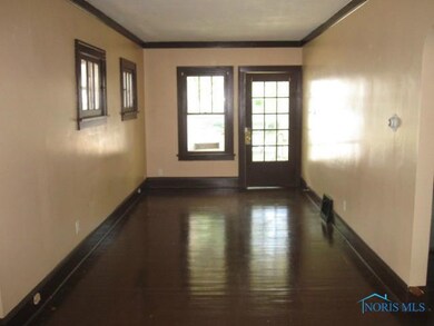 1823 Talbot St, Toledo, OH 43613 - photo 4