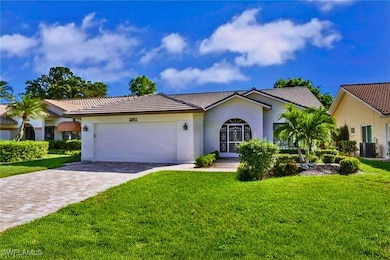 841 Kings Way, Naples, FL 34104 - photo 7