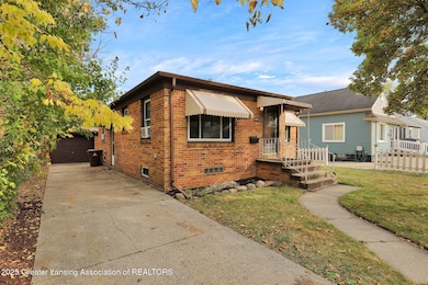 2011 Clifton Ave, Lansing, MI 48910 - photo 4