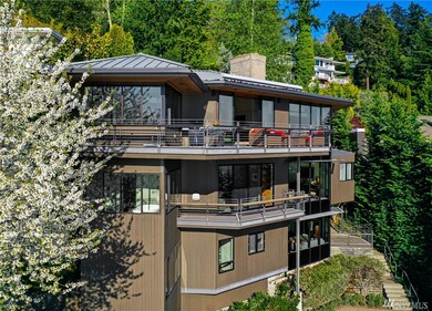 7703 W Mercer Way, Mercer Island, WA 98040 - photo 3