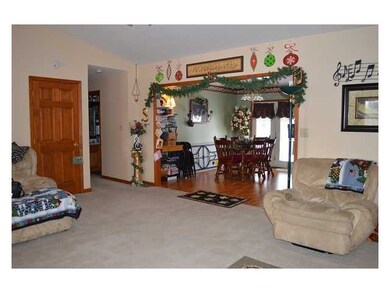 7280 Tarlton Rd, Circleville, OH 43113 - photo 3