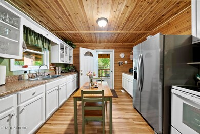 131 Longmire Cir, Rockwood, TN 37854 - photo 7