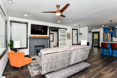 408 S Florida Ave, Greenville, SC 29611 - photo 7