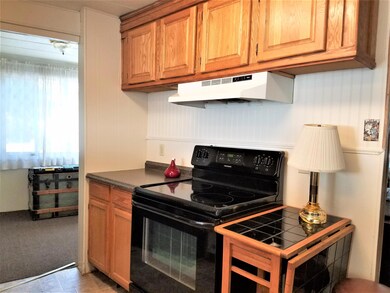 14 - kitchen 3