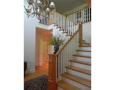 Entry/Foyer.