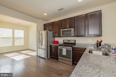 17148 Gibson Mill Rd, Dumfries, VA 22026 - photo 5