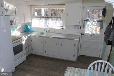 20759 Mercer Ave, Rock Hall, MD 21661 - photo 6