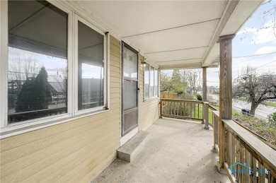 2023 Navarre Ave, Toledo, OH 43605 - photo 5