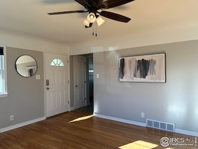 401 Crescent Dr, Loveland, CO 80538 - photo 2