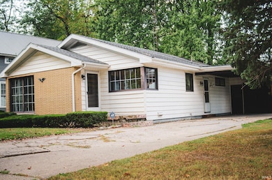 605 N Main St, Bourbon, IN 46504 - photo 3