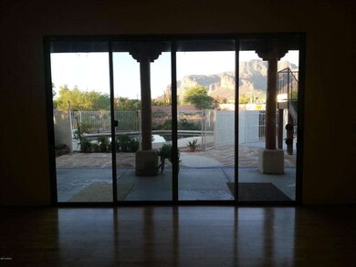 PATIO 2