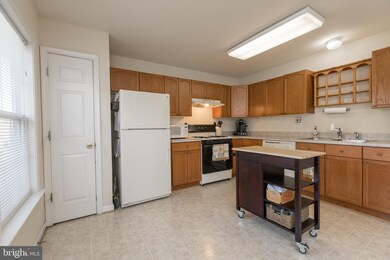 200 Hupps Hill Ct, Strasburg, VA 22657 - photo 7