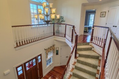 10 Lois Ln, Lynn, MA 01905 - photo 6