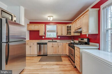 719 Upland Place, Alexandria, VA 22314 - photo 3