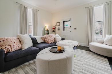 738 S. 5th St. - Living Room
