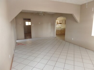341 S 10th Ave, Yuma, AZ 85364 - photo 3