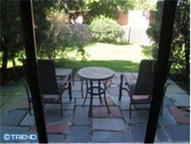 200 S Roberts Rd unit D1, Bryn Mawr, PA 19010 - photo 5