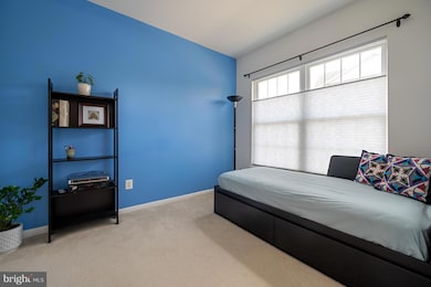 42667 Homefront Terrace, Chantilly, VA 20152 - photo 6