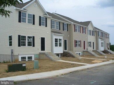 10344 Bridle Ct, Hagerstown, MD 21740 - photo 3