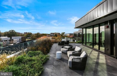 Chapman Stables unit 520, Washington, DC 20001 - photo 4