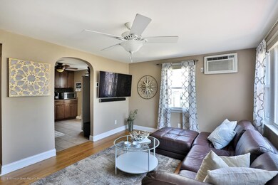 6 Collins Ave Port Monmouth NJ-large-006