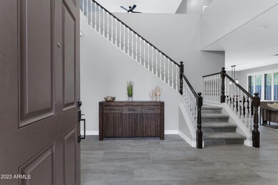 1824 E Locust Pl-5