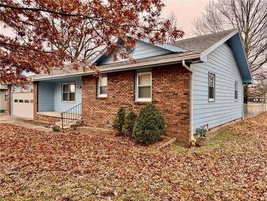 1312 Thornton Ave, Parsons, KS 67357 - photo 3