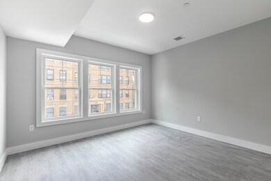 11 Mclellan St unit 1, Boston, MA 02121 - photo 4