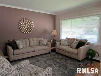 2404 N Myrtle St, Davenport, IA 52804 - photo 5