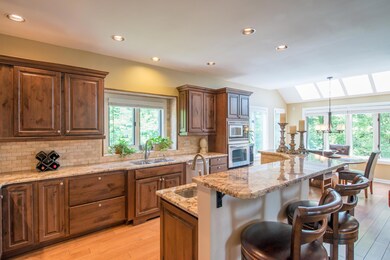 Kitchen Bar