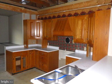 8 E Railroad St, Mc Clure, PA 17841 - photo 6