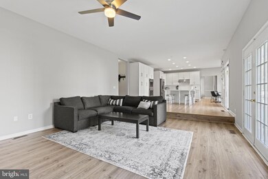 12221 Quince Valley Dr, North Potomac, MD 20878 - photo 7