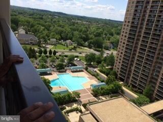 5501 Seminary Rd unit 1603S, Baileys Crossroads, VA 22041 - photo 2