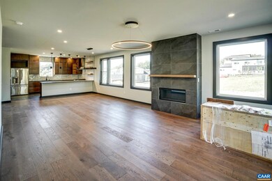 460 Nicholson St, Charlottesville, VA 22901 - photo 4