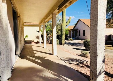 Full-length covered Patio