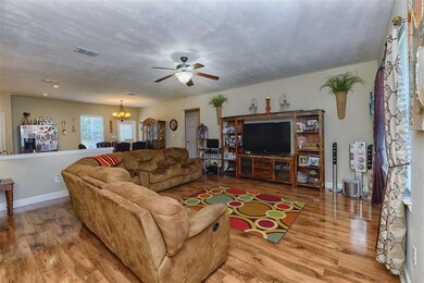 423 Parkside Cir, Crawfordville, FL 32327 - photo 7