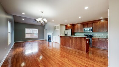 10212 Dorsey Pointe Cir Louisville KY 40