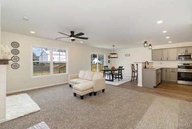 400 Elmwood Ct, Georgetown, OH 45121 - photo 2