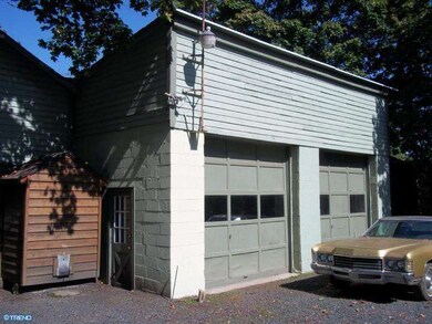 1233 N Gravel Pike, Zieglerville, PA 19492 - photo 5