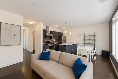 Great Bright Living Space