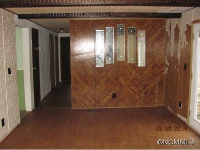 244 Bassett Rd, Millers Creek, NC 28651 - photo 3