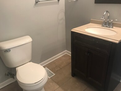 1373 S Glen Cir unit D, Aurora, IL 60506 - photo 5