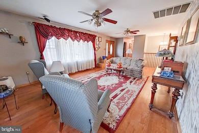 7512 Gilley Terrace, Rosedale, MD 21237 - photo 4