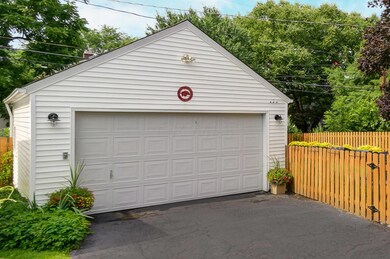 2 Car Garage